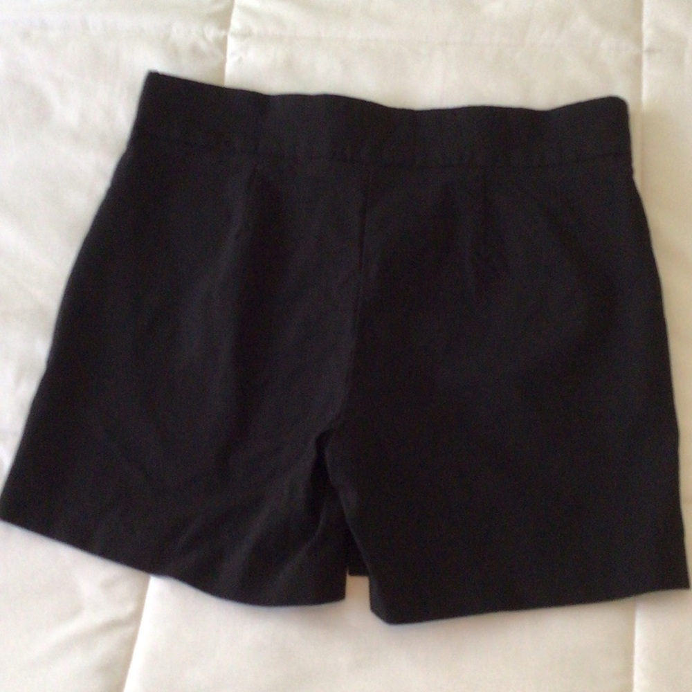 Fit Sight - Stylish Black Women's Shorts - Picture 4 of 6